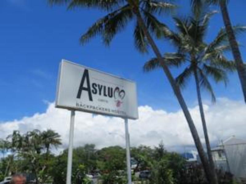 Asylum Cairns Share House Hostel Exterior photo