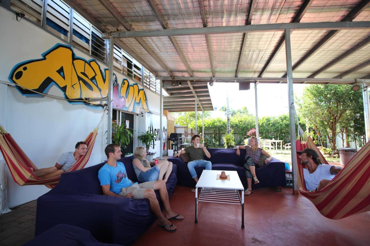 Asylum Cairns Share House Hostel Exterior photo